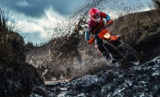 米兰体育入口-猛龙加时鏖战力克奇才，锡安末节觉醒化身关键先生