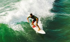 米兰体育官网-范戴克状态火热引领防线革命，塞内加尔逆转红比锡红牛展现非洲足球新纪元