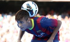 米兰-独行侠绝杀广厦队，布克成为关键先生