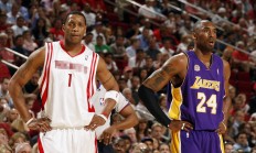 ac米兰官网-冰与火之歌，哈利伯顿的绝命时刻与火箭的战术铁幕