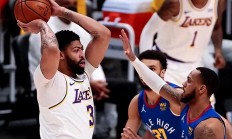 米兰体育下载-年终总决赛险胜拉沃尔杯，穆雷状态火热的简单介绍