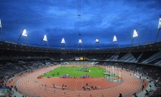 米兰体育下载-利拉德爆发撕裂防线，北京队单节狂潮拉开魔术差距