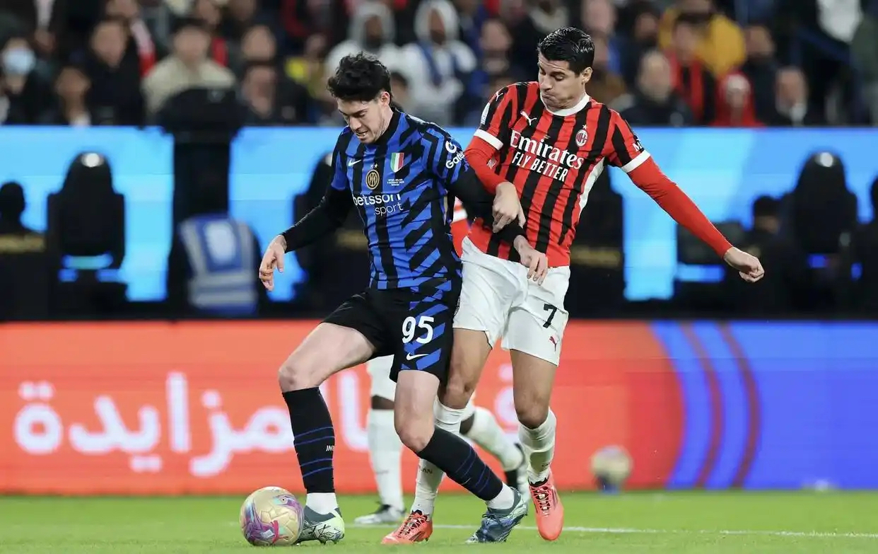 关于AC米兰豪取客场，势不可挡的信息