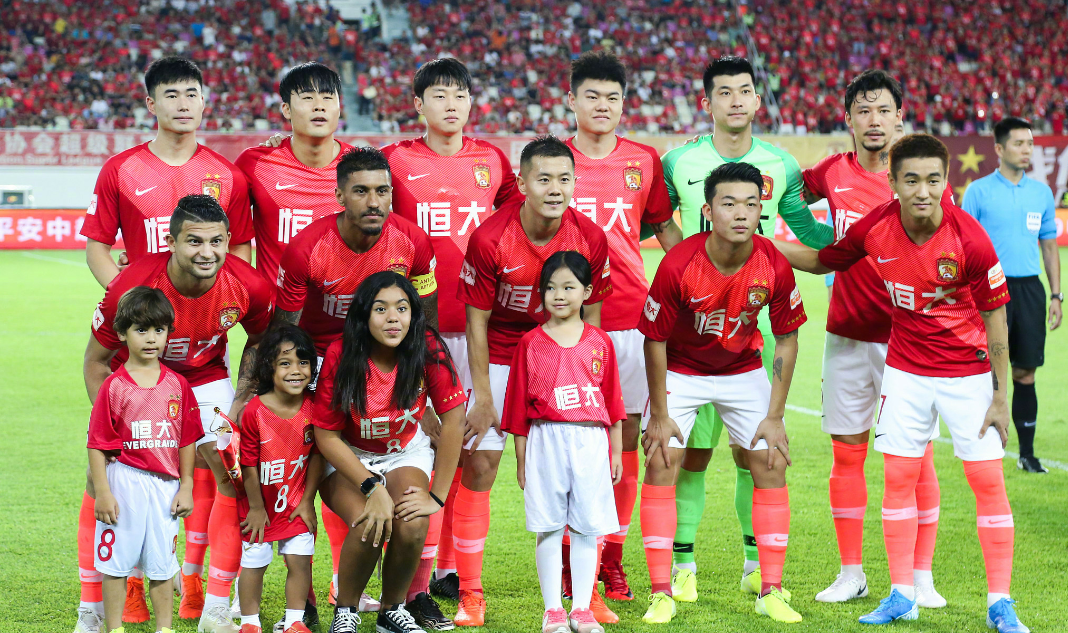 广州恒大主场大胜上海上港,稳居积分榜首位的简单介绍 广州恒大主场大胜上海上港,稳居积分榜首位的简单介绍