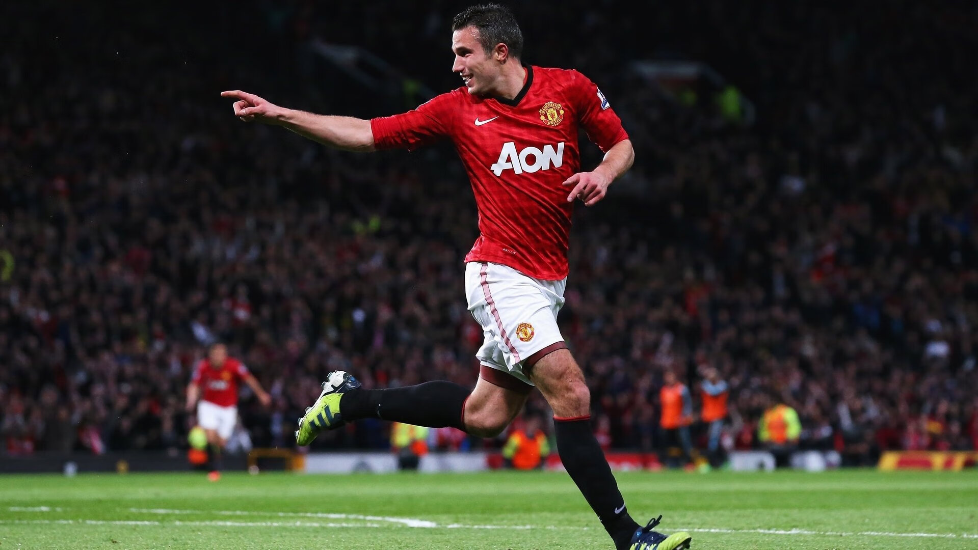 跨界焦点，NBA季后赛激战正酣，沙特资本稳稳入主曼联重塑足坛格局