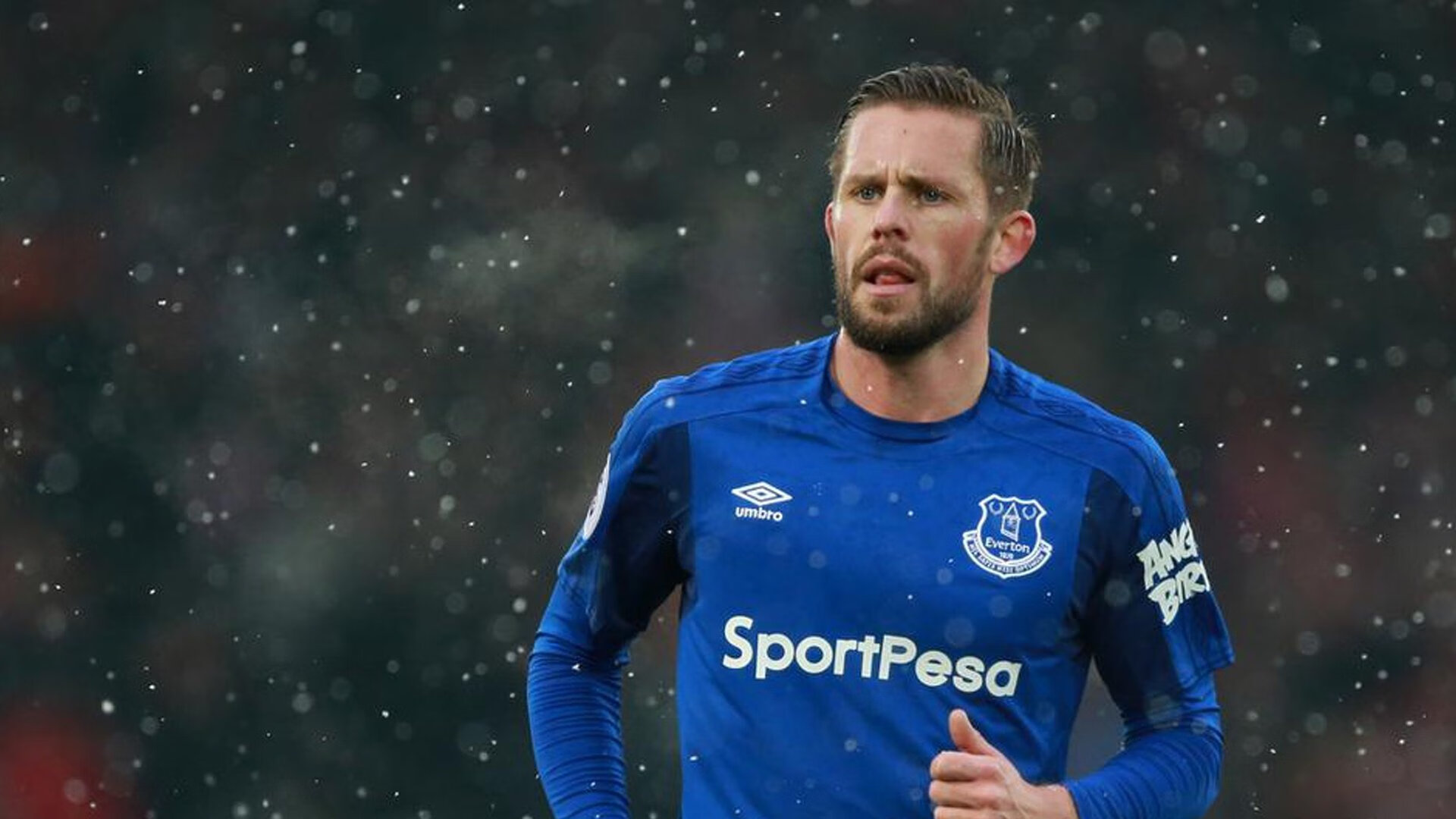 绝境中的逆袭,新疆队生死战力克雄鹿,莫兰特关键一击定乾坤