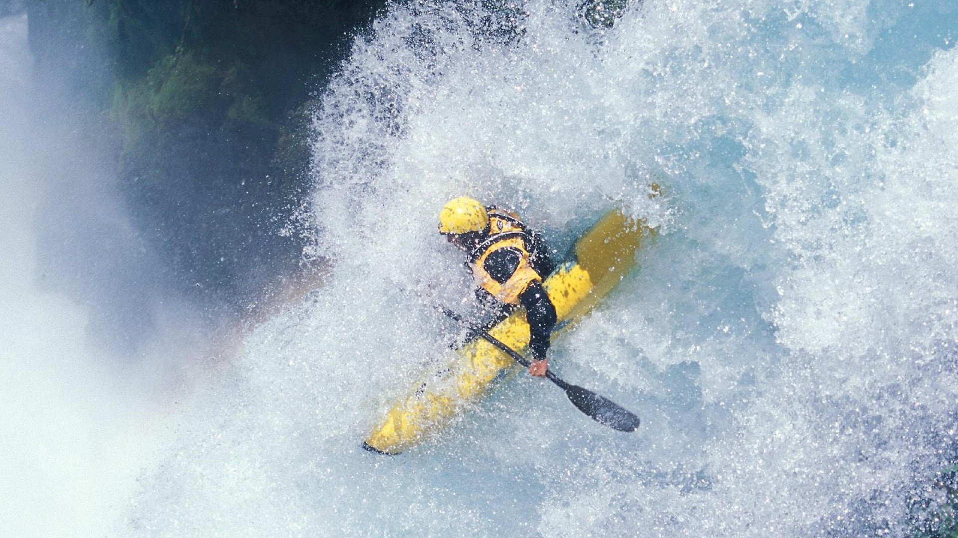 勇士鏖战马刺，王哲林带队取胜